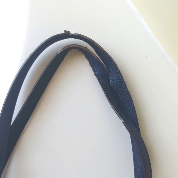 Michael Kors Jet Set Tote - Picture 12 of 12